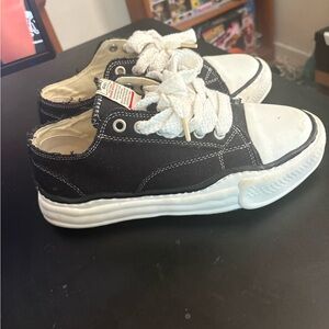 Miharayasuhiro Kids Black and White Low-Top Sneakers